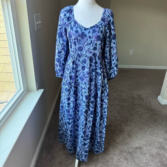 Universal Thread Dresses & Skirts - NWT Universal Thread Midi Dress Blue Purple Floral 3/4 Sleeve Smocked Ruched S